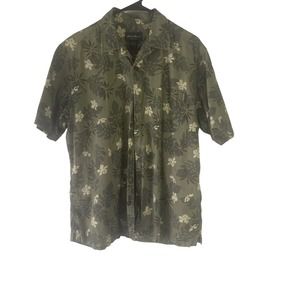 Eddie Bauer Men's Size Medium Green Hawaiian Floral Button Up‎ Shirt